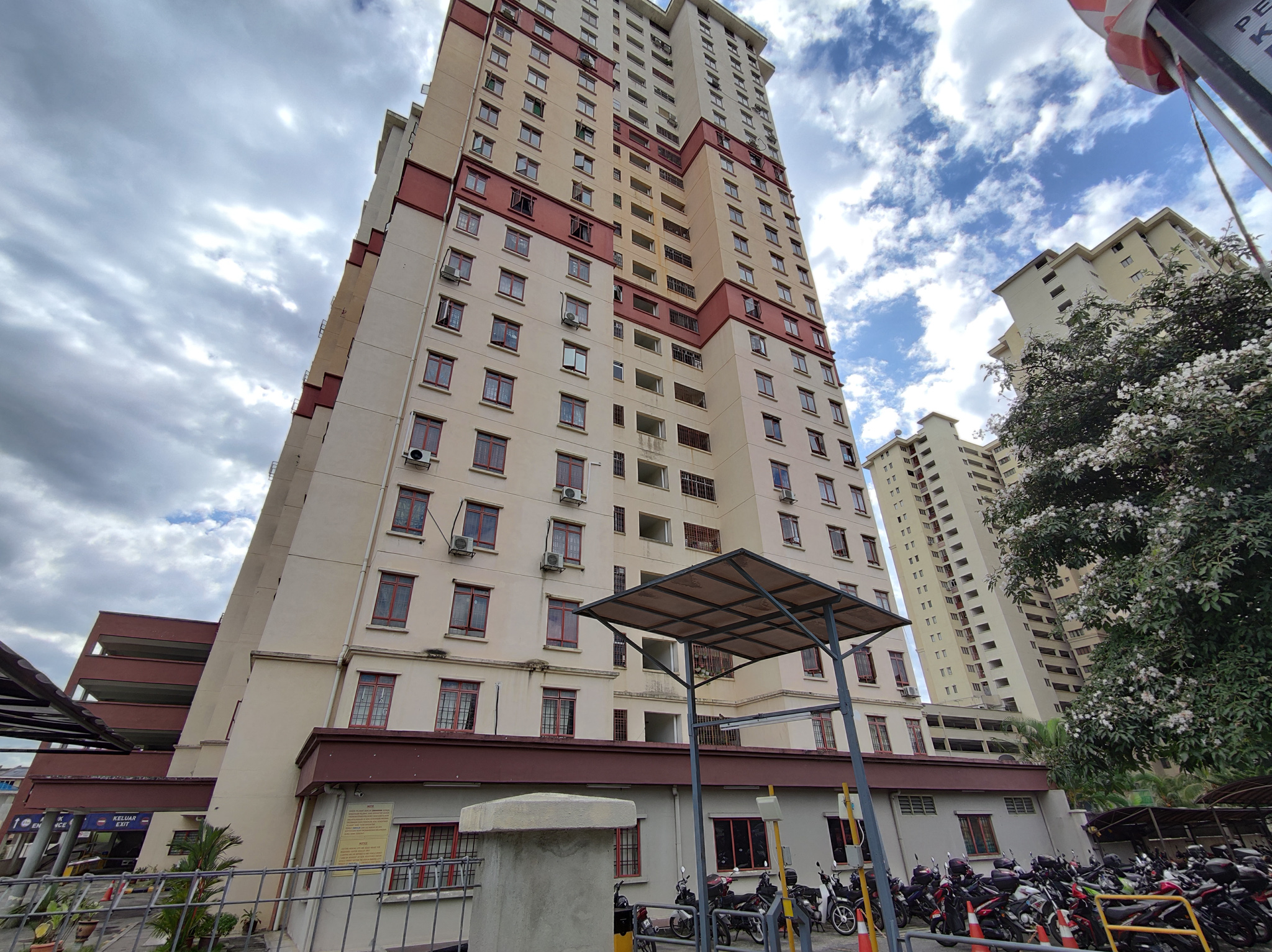 Apartment Permai Putera Ampang Untuk Dijual | Apartment for Sale - Ejen